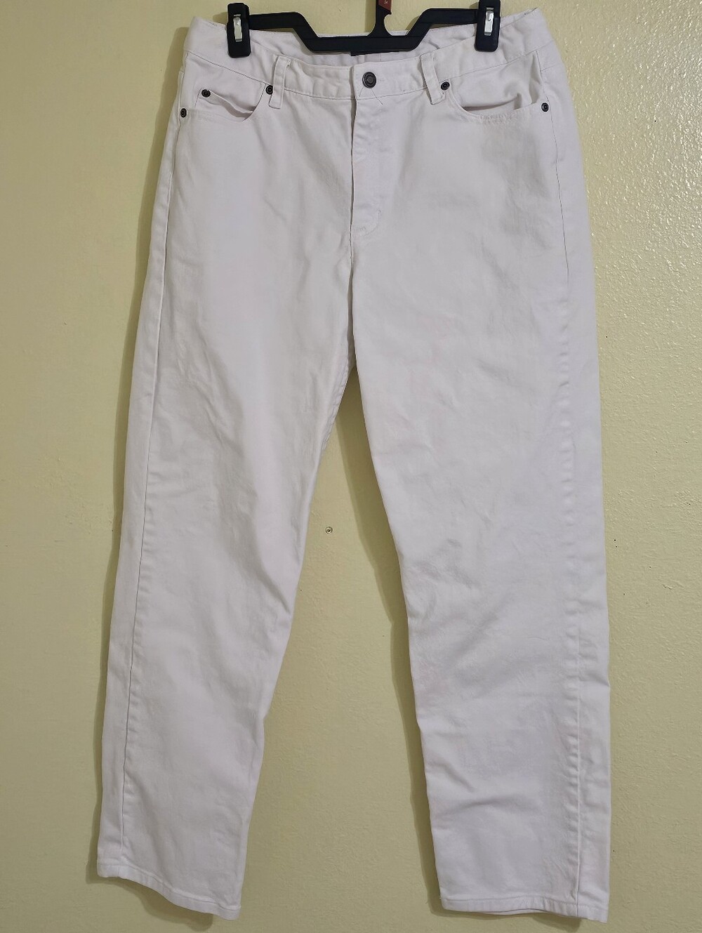 Liz Claiborne White Women’s Jeans